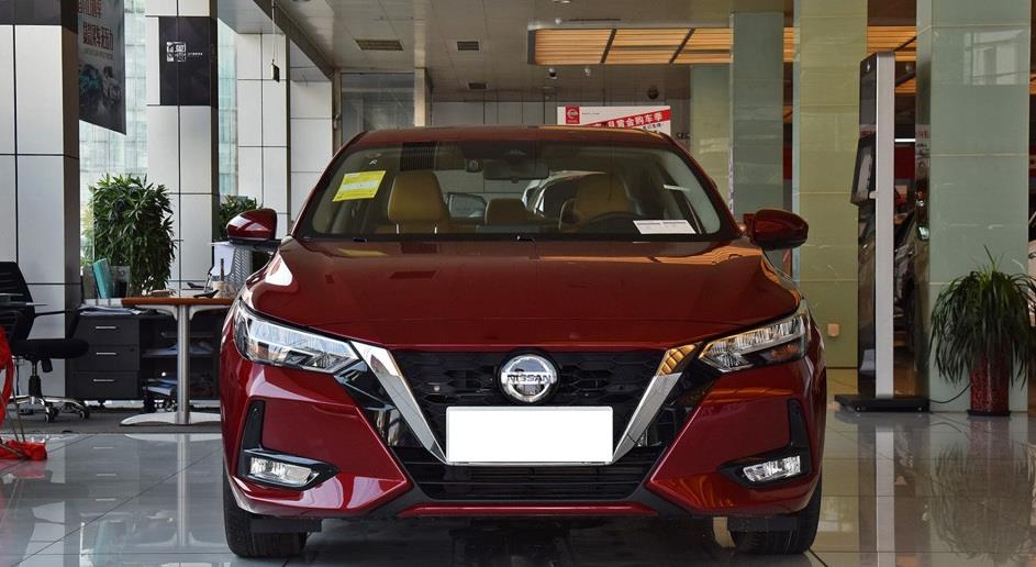 日产轩逸|听了朋友的建议，花12万提了辆日产轩逸，车主：我只想说句良心话