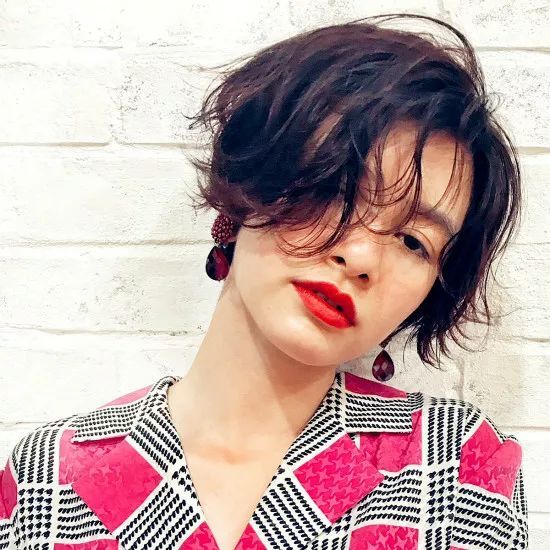 刘海|这几款短发发型，新手也能自己扎~风靡日本秋冬人气发型18款