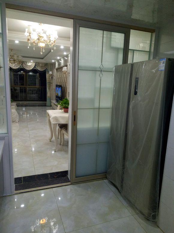 一个人辛苦了大半年终于装好了，定好下月搬家，140平花17万