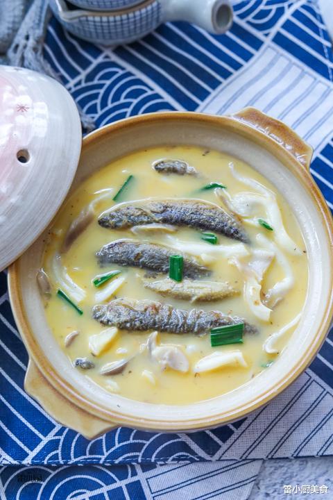 #平菇#眼下最好吃的鱼，16块钱一斤，物美价廉，肉多味美，老少皆宜