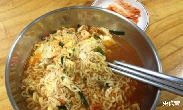 韩剧：原来我们都被韩剧“骗”这么多年，看看留韩学生拍下的真实美食照