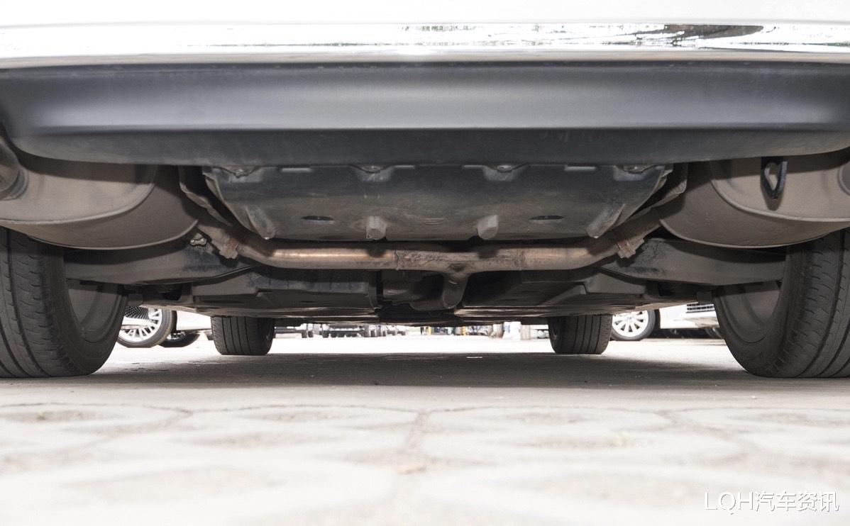 「b级车」丰田最畅销的B级车，油耗4.1L，一公里3毛钱，月销16385辆