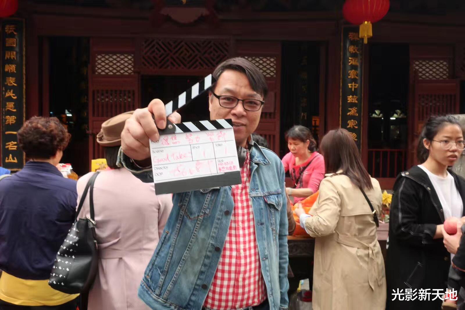 周星驰|导演曝光多张《破坏之王》片场照，周星驰有老板派头，钟丽缇暴瘦