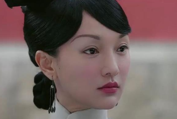 #如懿传#如懿传：剧中最怕冷的她，竟死在了大雪天？实在是可悲！