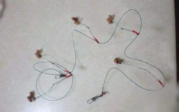 「」最适合夏天用的2种钓法，一上午就能连杆不断！