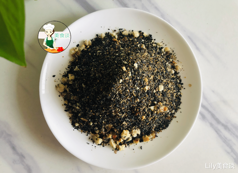 红糖|冬季，这黑色食物要常吃，每天吃一勺最养人，多做点囤起来冬天吃