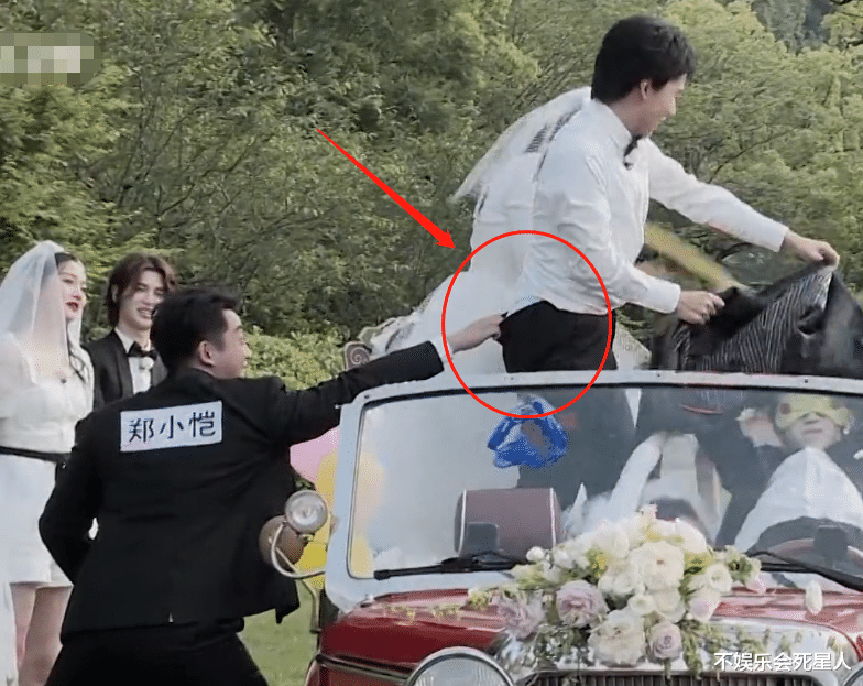 郭麒麟■郭麒麟节目被郑恺扯掉裤子，嘉宾们哄笑，却只有一人帮郭麒麟挡住