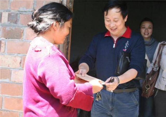 学霸|当年携妻子隐居11年的北大学霸,花掉350万后,为何要重返社会?