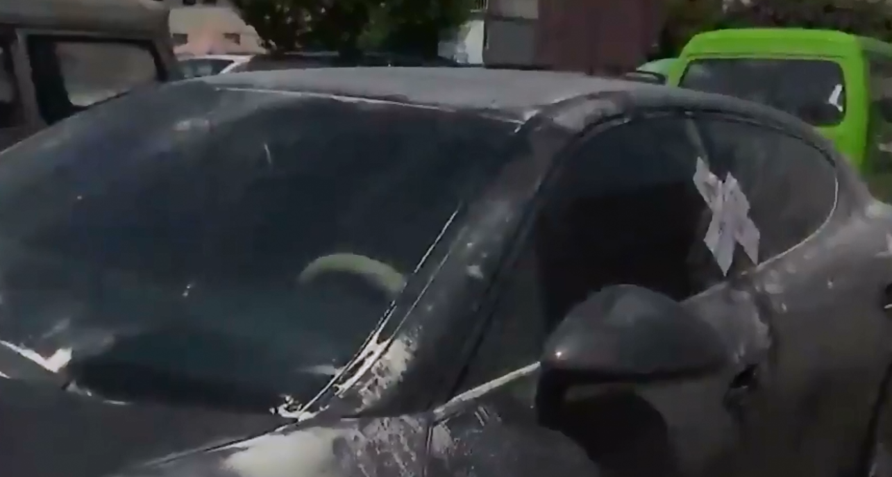 保时捷|保时捷遭“暴力年检”，发动机当场起火，工作人员：不是我的责任