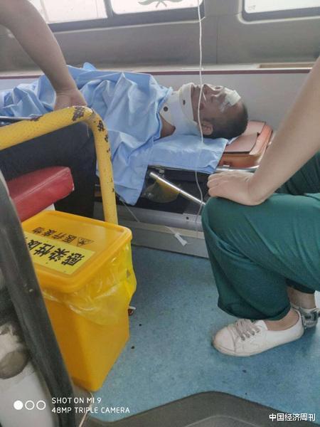 女孩|“脖子以下全部瘫痪”！在看守所被打瘫的陕西农民曾举报当地多部门，被打后已释放