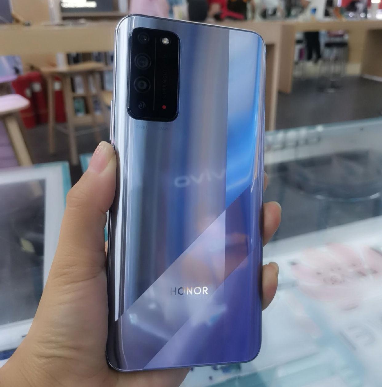 荣耀■适合玩游戏的三款手机，顶级性能极致性价比，学生党最爱！