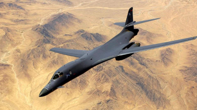 「轰炸机」全球7款轰炸机排行榜，俄罗斯仅排在第三，中国排名令人意外