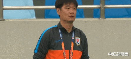 山东鲁能|鲁能昨晚首发的最大错误:24岁新星送出业余传球后,李霄鹏都笑了