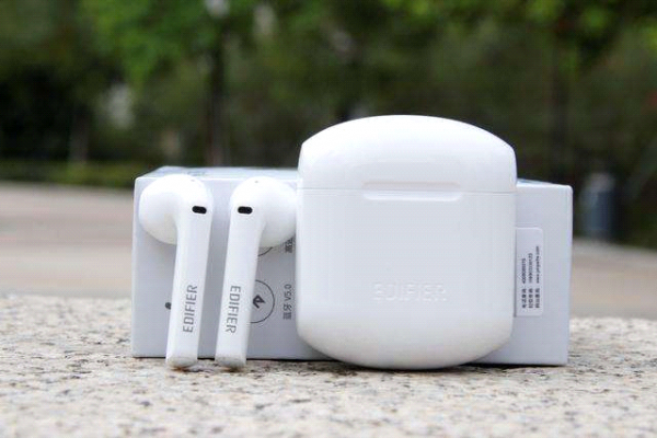 蓝牙耳机|半入耳蓝牙耳机排行榜、最好用的五款半入耳蓝牙耳机