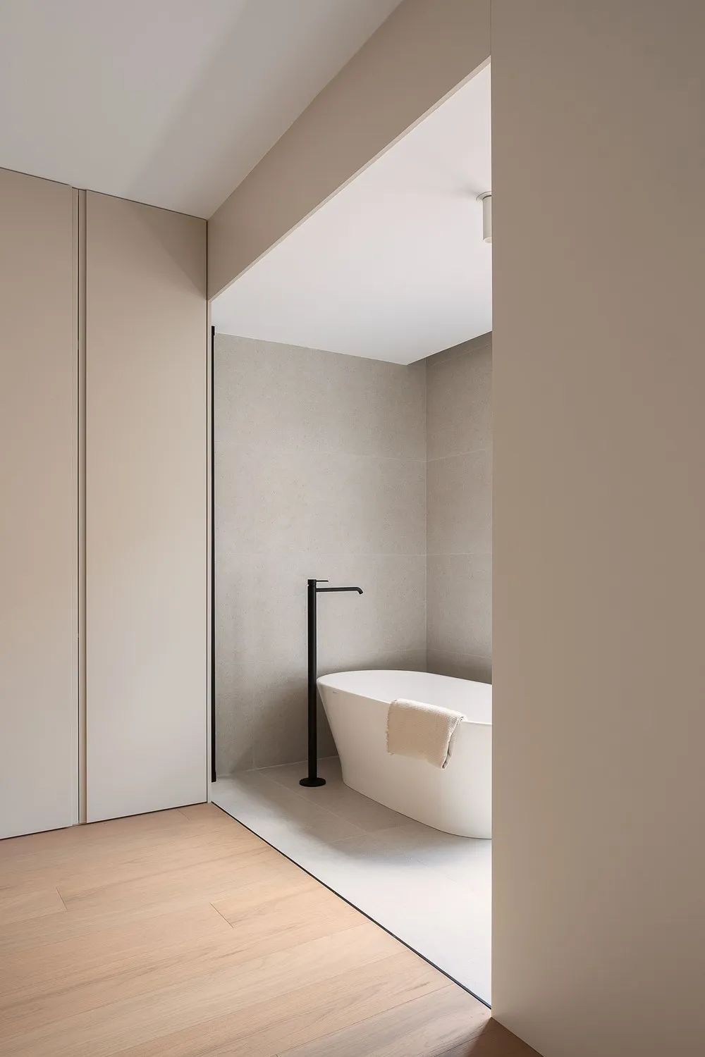 []175㎡ 的大平层，灯光这样设计，高级感翻一倍！