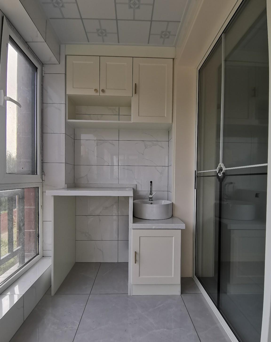 |124平的新房装修,10万只完成硬装,最满意客厅电视背景墙!