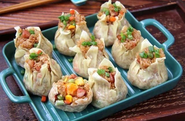 烧麦■这点心，蒸一蒸，10分钟能上桌，软糯鲜香，儿子每次都要吃到撑