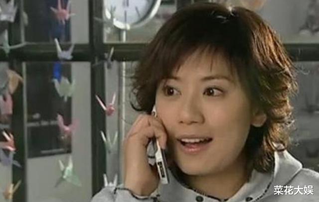 贾静雯|19岁拔掉父亲氧气管，36岁赔前夫2000万，嫁小9岁老公却被宠成公主