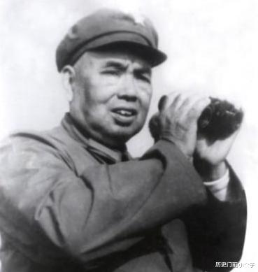 许世友|许世友去世后，邓小平为什么不允许开追悼会？王震用七个特殊传话