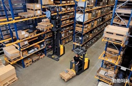 【】大学里“虚有其名”的4个专业，听起来很高端，实则并没用