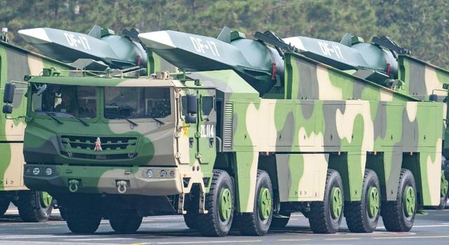 火箭军@特朗普联手安倍：用宙斯盾对付火箭军！东风17：这玩意就是个摆设