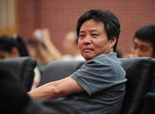 许三观|我们不敢拍的题材，被韩国搬上大荧幕，影帝河正宇自导自演