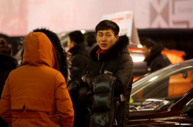 『买车』“中国式”买车有多害人？车主总结几大行为，这就是穷人思维