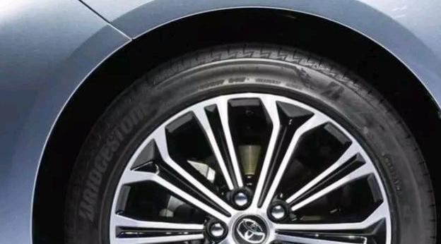 哈弗大狗|全新一代省油王，加满一箱油能跑1300公里