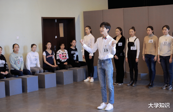 大学|“最费钱”的4个大学专业,学费普通家庭承受不起,不信你来看看