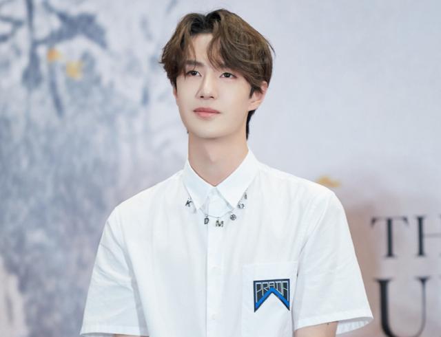 #王一博#《天天向上》王一博get新技能,老师夸奖不算啥,汪涵才是真懂他