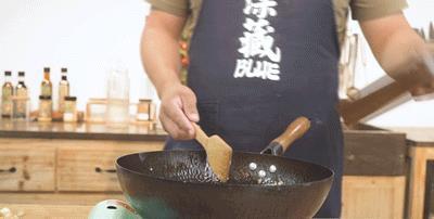 油豆腐：简单一炒，香到邻居来蹭饭