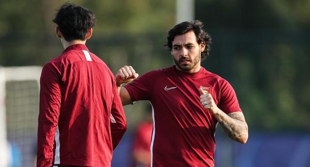 克萊·湯普森|恒大下賽季主力陣容，將喜迎兩匹大黑馬助陣，一人將鎖定核心位置