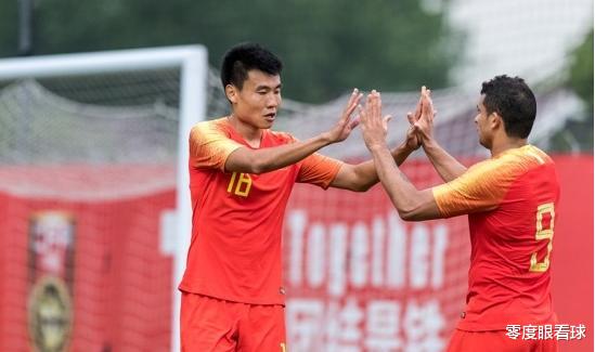 「国家卫健委」两场热身赛如摸底考试，国足世预赛4大主力已提前锁定，李铁最偏爱之人出现