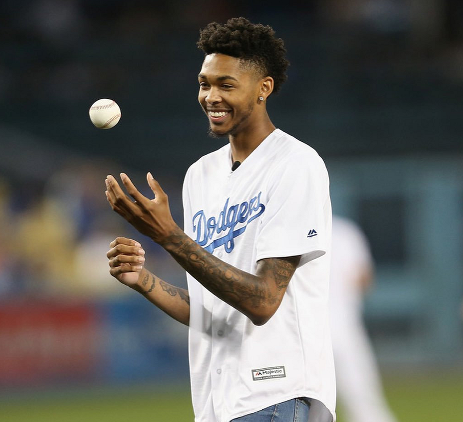 英格拉姆@私下特训！英格拉姆壮如杜兰特，球迷：周琦和他差不多！