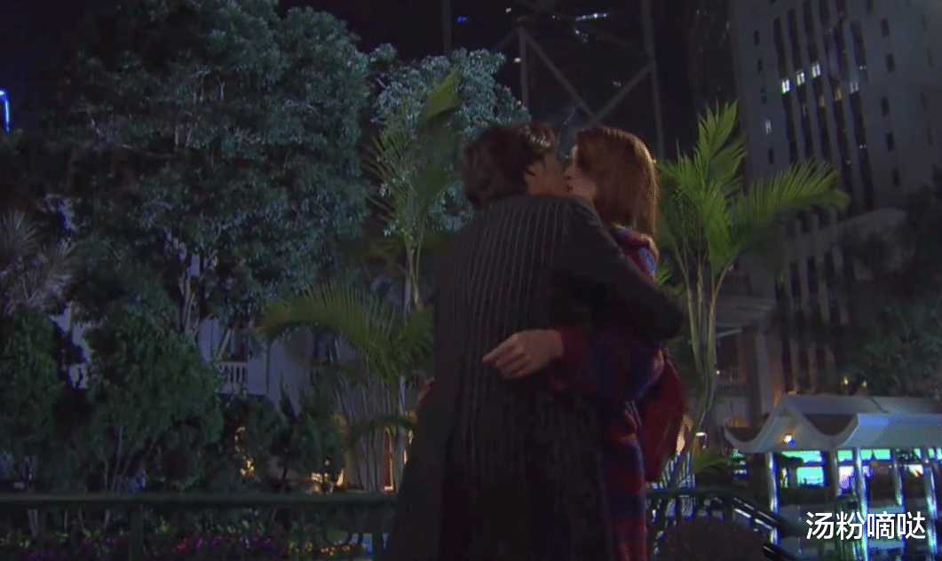 「爱·回家」求婚成功！TVB《爱回家》“供水CP”终成眷属，890集总算没白等