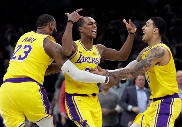 湖人队|隆多受伤不用愁,湖人亮出王牌,单场45分冠军球员辅佐詹姆斯