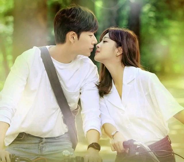 谢大脚:2020年剧情巨甜,颜值极高的5部韩剧,一部比一部精彩!