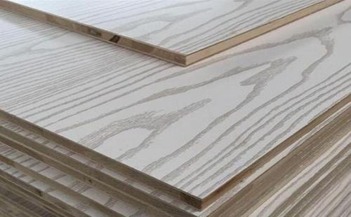 @为什么有钱人不用这种板材做衣柜？听内行人一说，懊悔装完才察觉