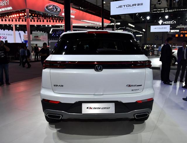 长安汽车|这才是长安“王炸”SUV：1.5T动力油耗7升，落地8万，比H6还帅气