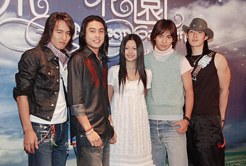 王耀庆|16年前的神剧，男主打架全凭尬舞，反派是“尬舞小王子”王耀庆