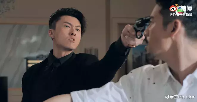 王浩信|高海宁“飞扑”王浩信!剧情越来越爆?接下来又有高Ling新剧?