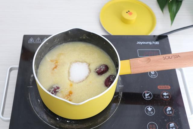 #小米粥#70岁外婆坚持十五年，晚饭就喝它，眼睛不花，腿脚也有力！