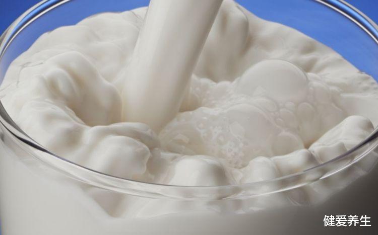 #肝脏#什么时候喝牛奶最好？专家给出最佳答案，3个时间点不可错过