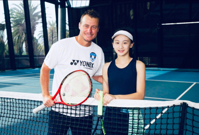 网球|田亮女儿森碟正式开启职业网球选手之路，她会是未来又一个李娜吗？