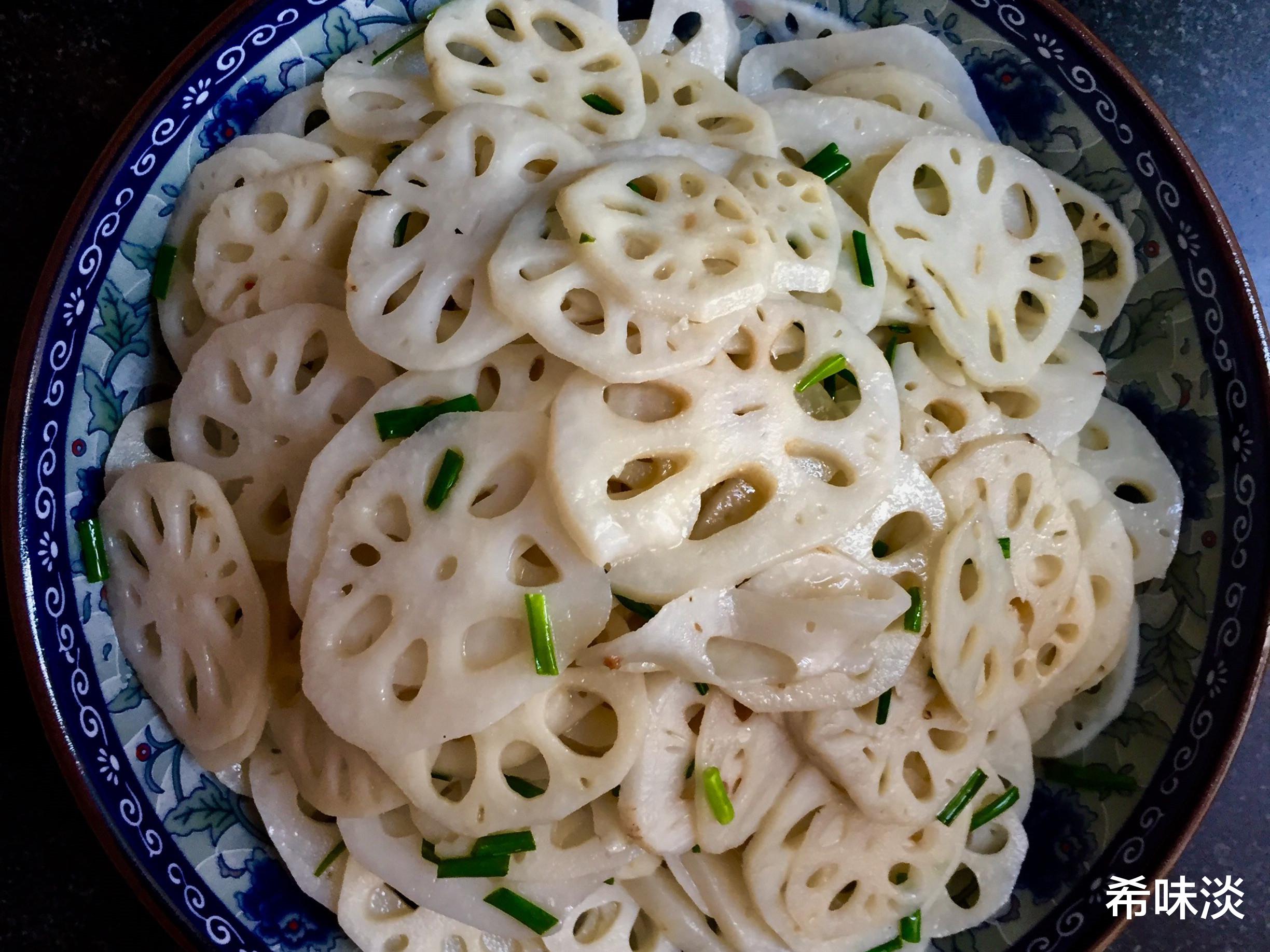 『桑葚』端午家宴，四世同堂，表嫂做了12个菜，见都没见过，味道好神奇！