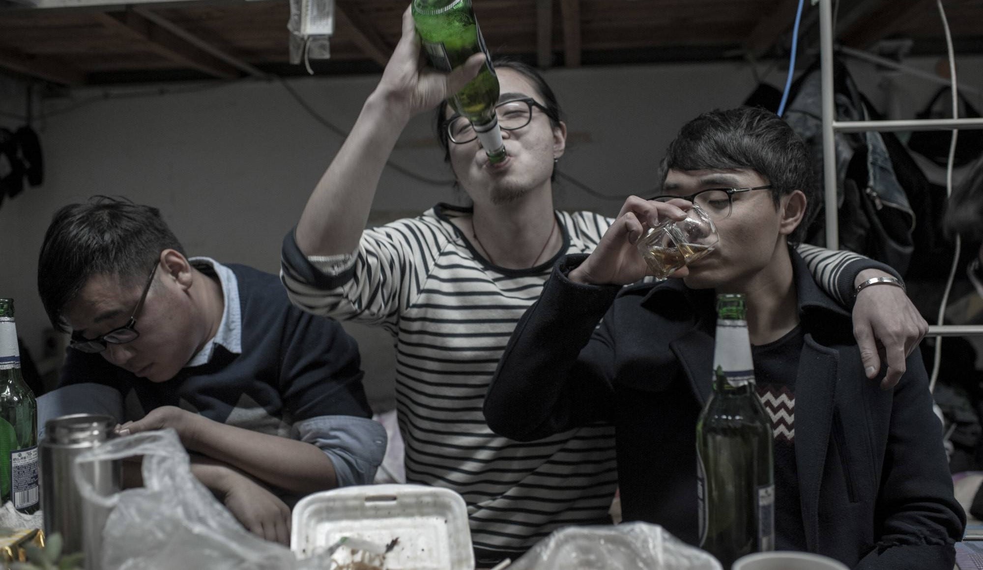 中小学|为什么初中辍学的人都很开心，高中基本没人辍学？原因很现实