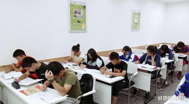 物理|高中班主任直言：新高考模式的选科中，“兴趣”往往不再重要