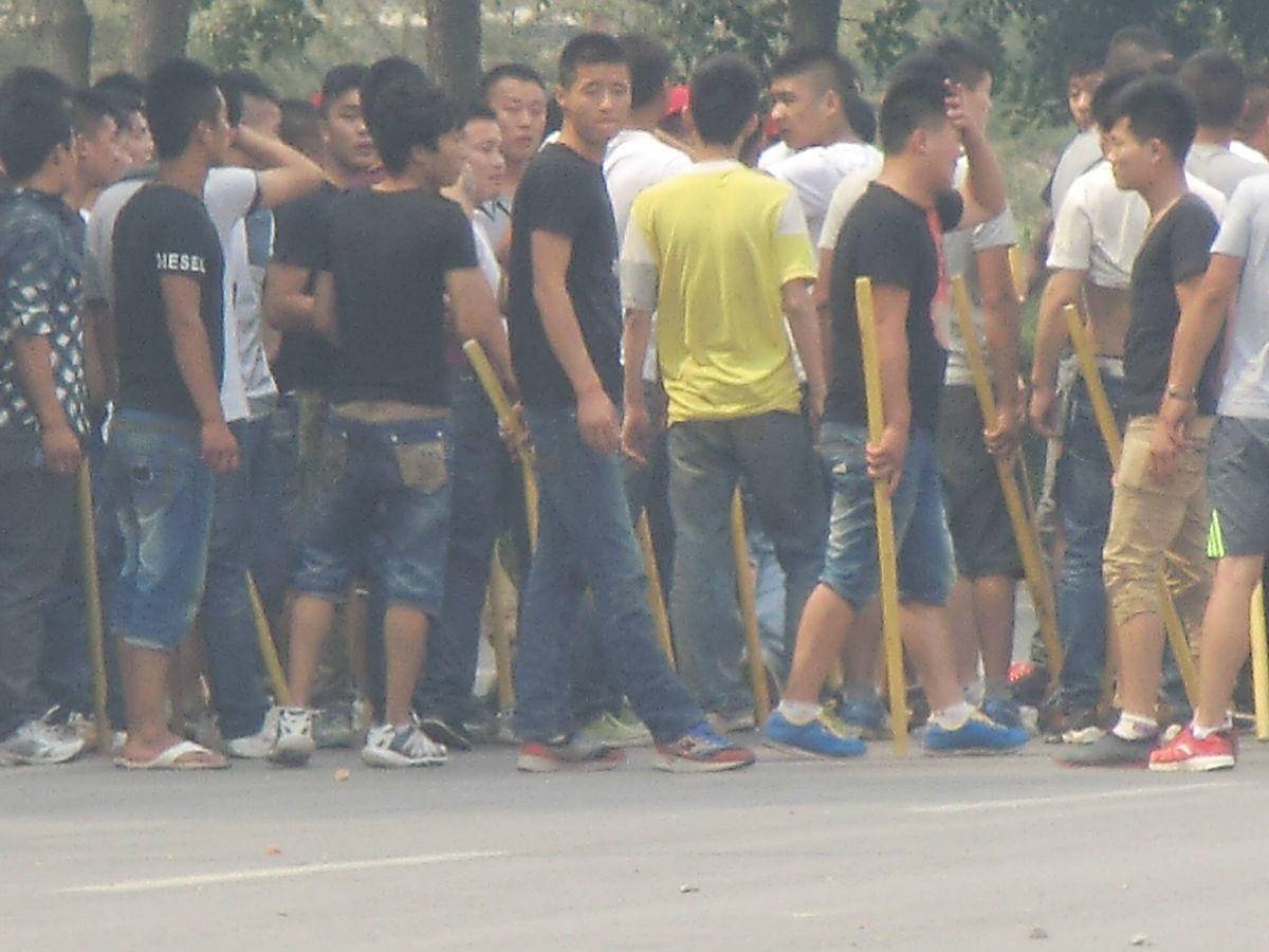 黑帮电影|他身高1米58，享年93岁，4万人为其送葬，4个女儿嫁不出去