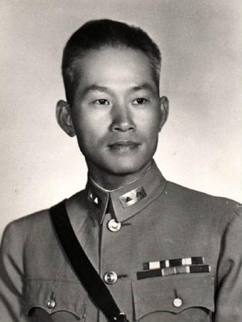 |抗战名将杀敌3万多，老婆不孕求他纳妾，结果却生下4位科学家