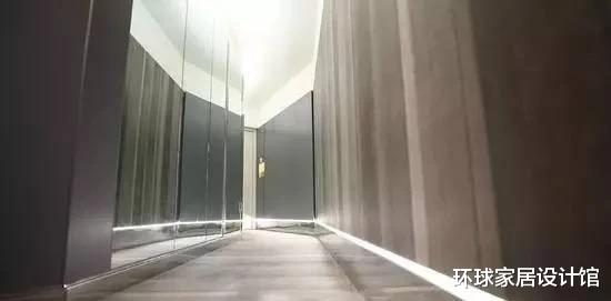 设计师|北漂母女住47㎡，奇葩“花瓶房”吓跑装修公司，700件衣服没地放